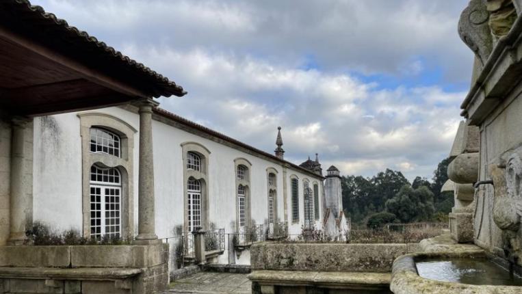 Mosteiro de Tibães celebra o triunfo do amor com presença de Mário Cláudio